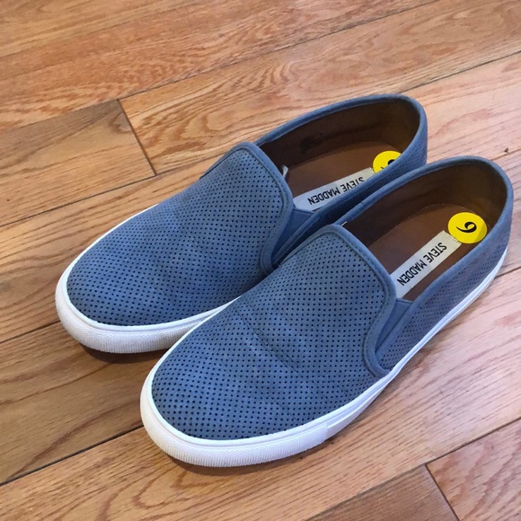 Steve Madden Shoes - Steve Madden sz9 zarayy blue slip on sneakers